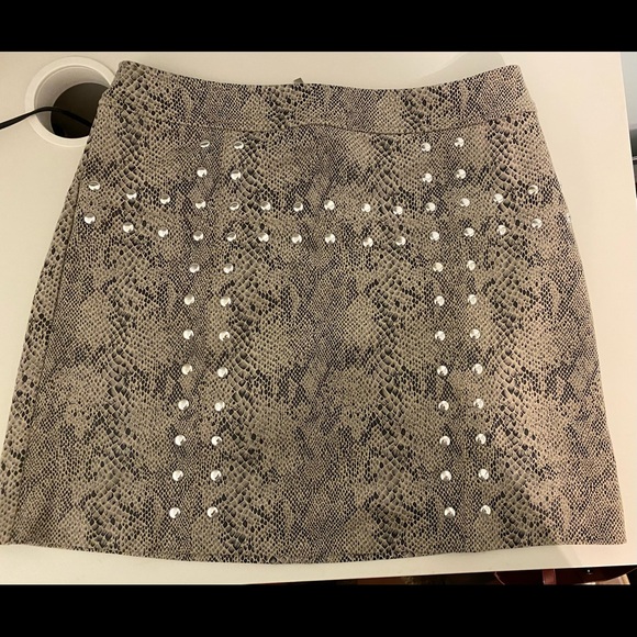 Bar III snakeskin skirt - Picture 1 of 4
